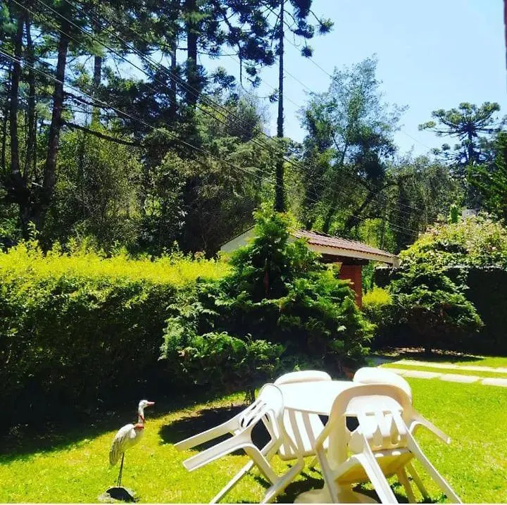 펜션 Pequeno Paraiso Campos do Jordão